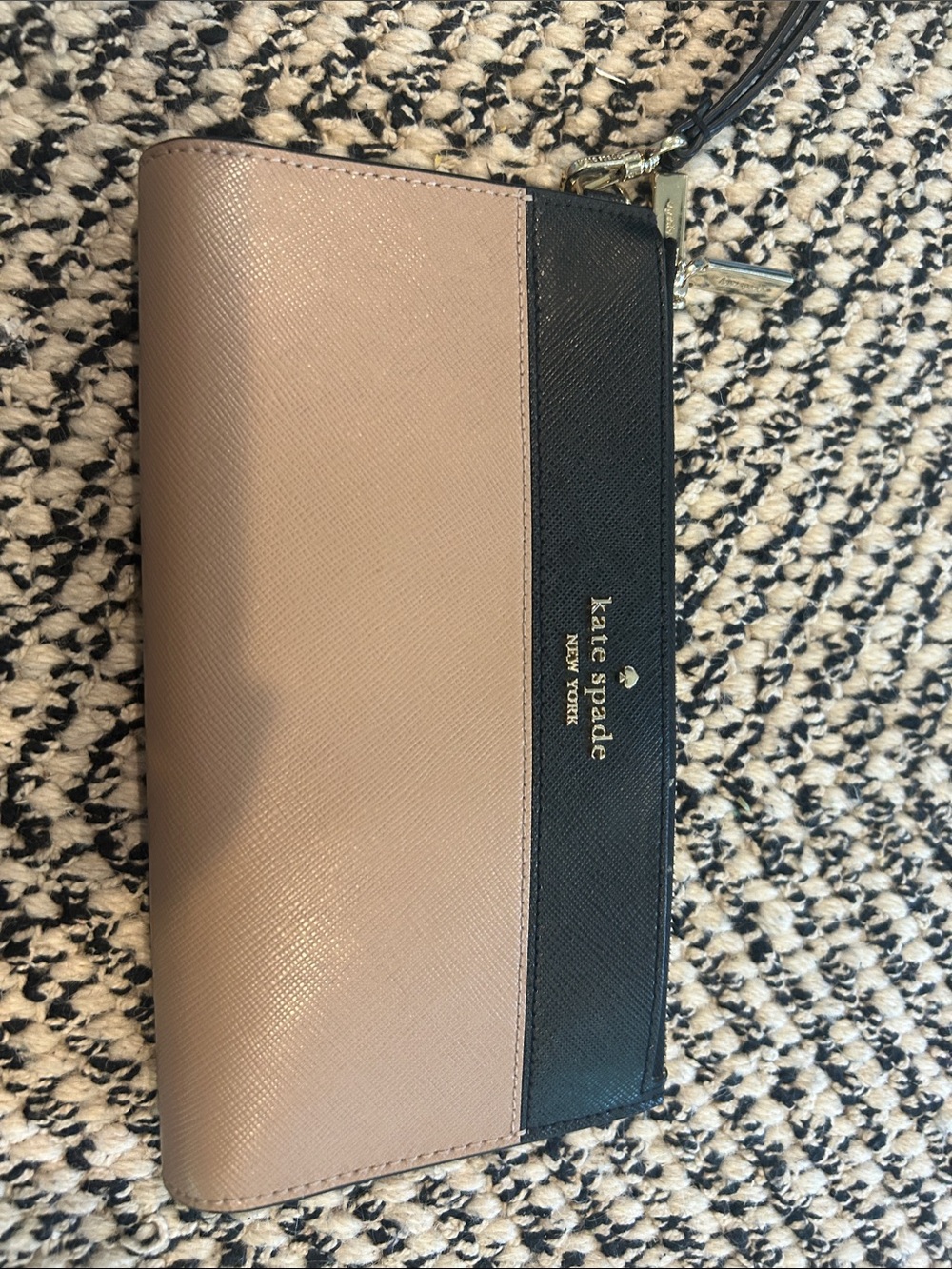 kate spade Two-Tone Wristlet Wallet - Blush Pink & Black